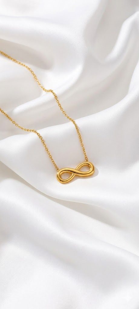 Auraa Forever Infinity Gold Neckchain